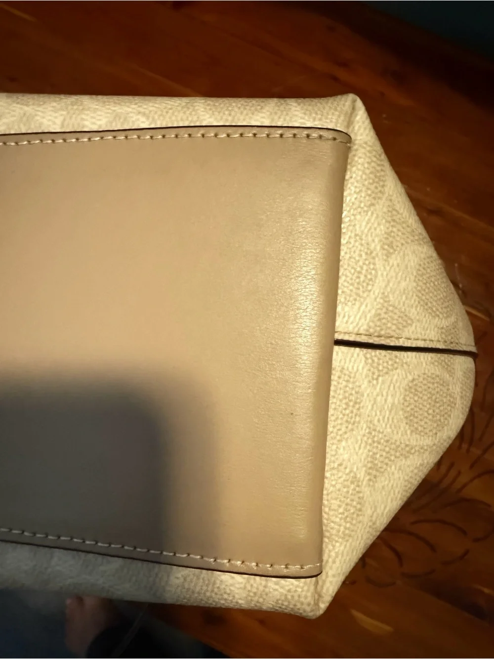 Coach Station Tote Bag in Signature Canvas - Khaki/Chalk